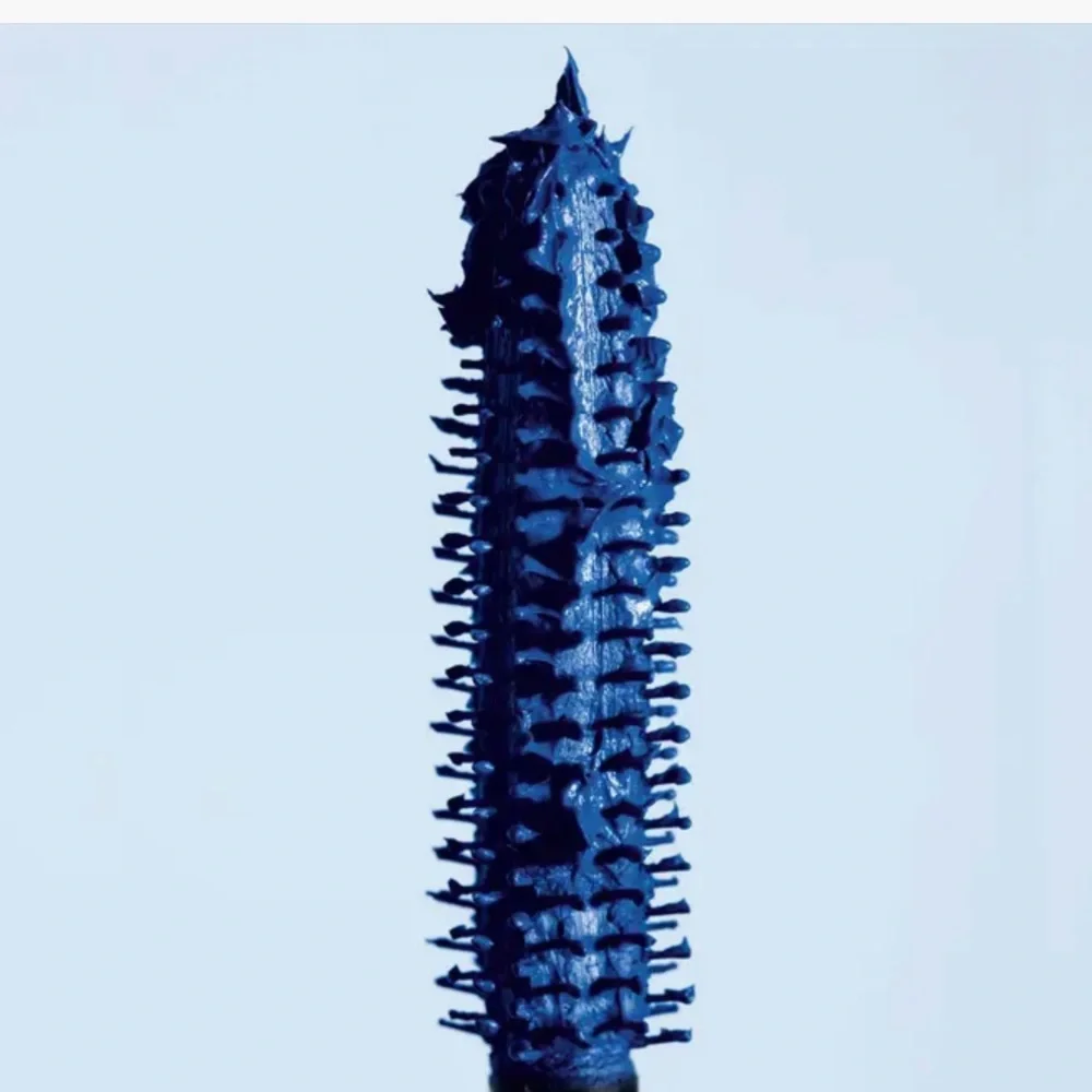 Limited edition) Chanel noir allure mascara. 97 Indigo